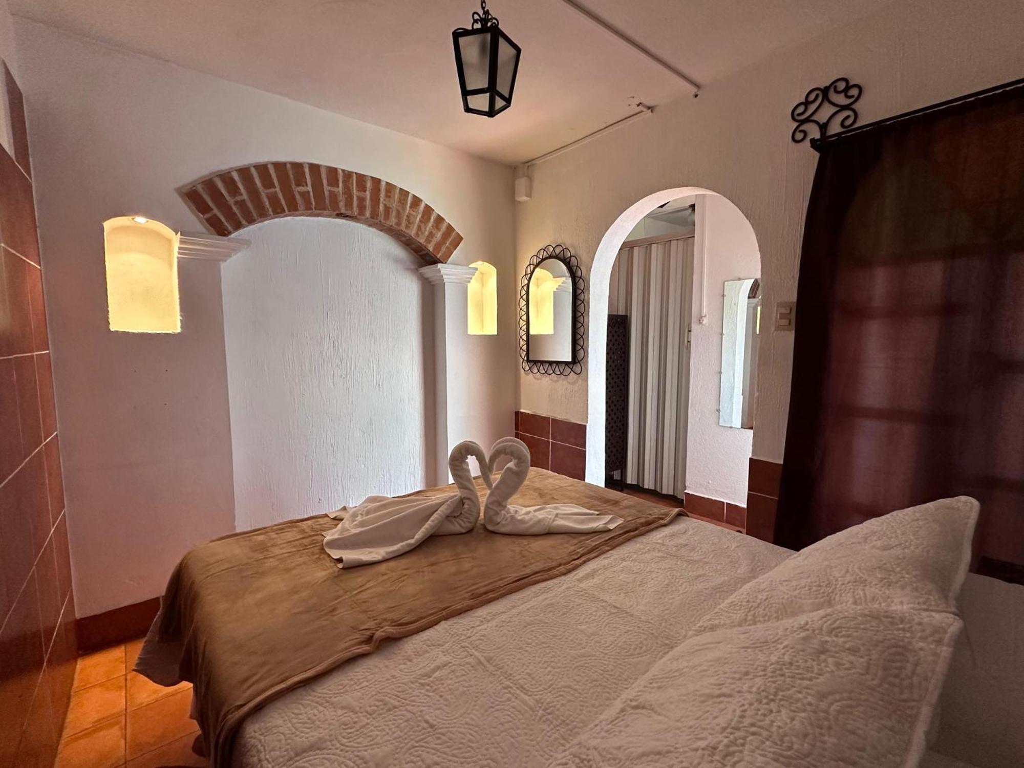 Hotel Casa Blanca Guatemala 2*